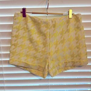 *NWOT* high waisted yellow & white high waisted shorts sz 8
